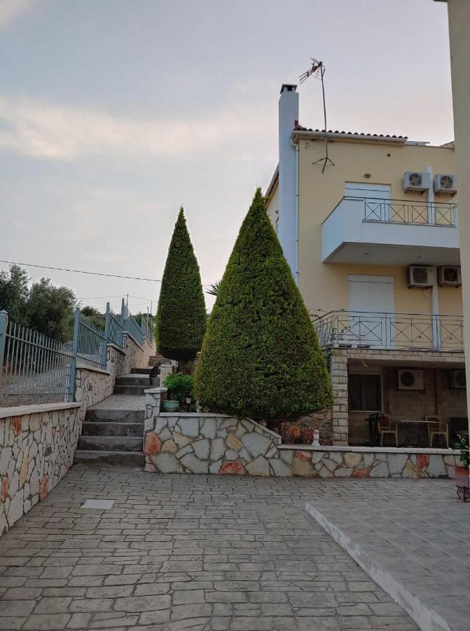 Villa Christine - Maisonettes With Fireplace Aliveri Extérieur photo