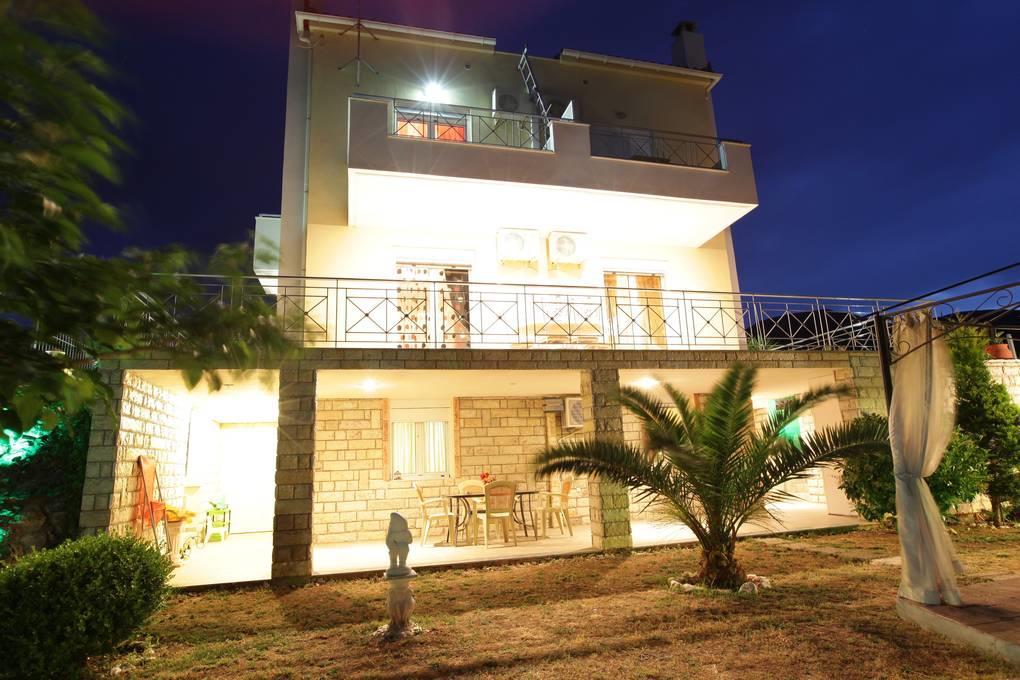 Villa Christine - Maisonettes With Fireplace Aliveri Extérieur photo